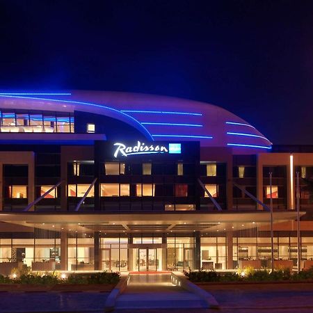 Radisson Blu Hotel, Kuwait Kuwait City Eksteriør bilde Radisson Blu Hotel, Muscat