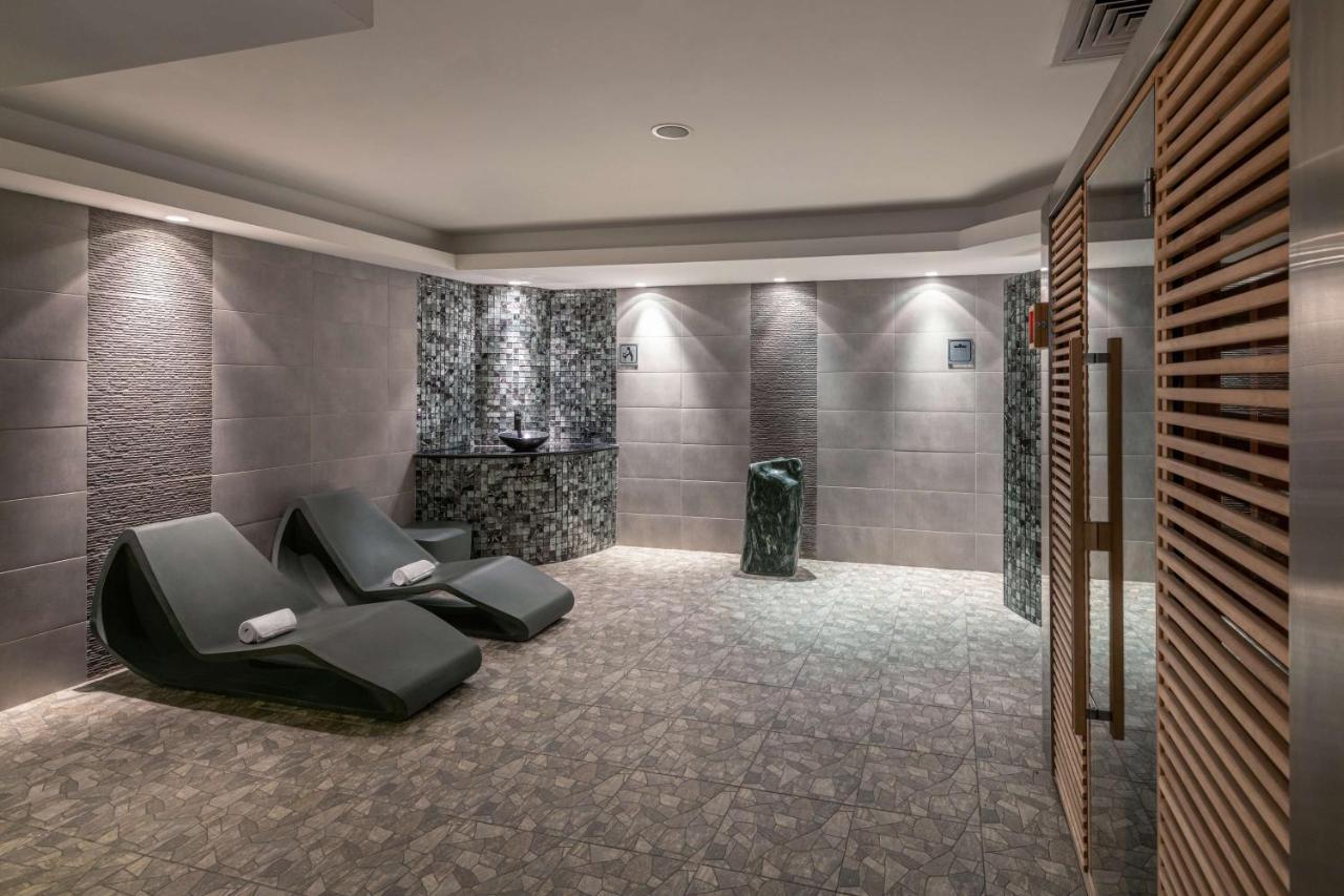 Radisson Blu Hotel, Kuwait Kuwait City Eksteriør bilde The relaxation room